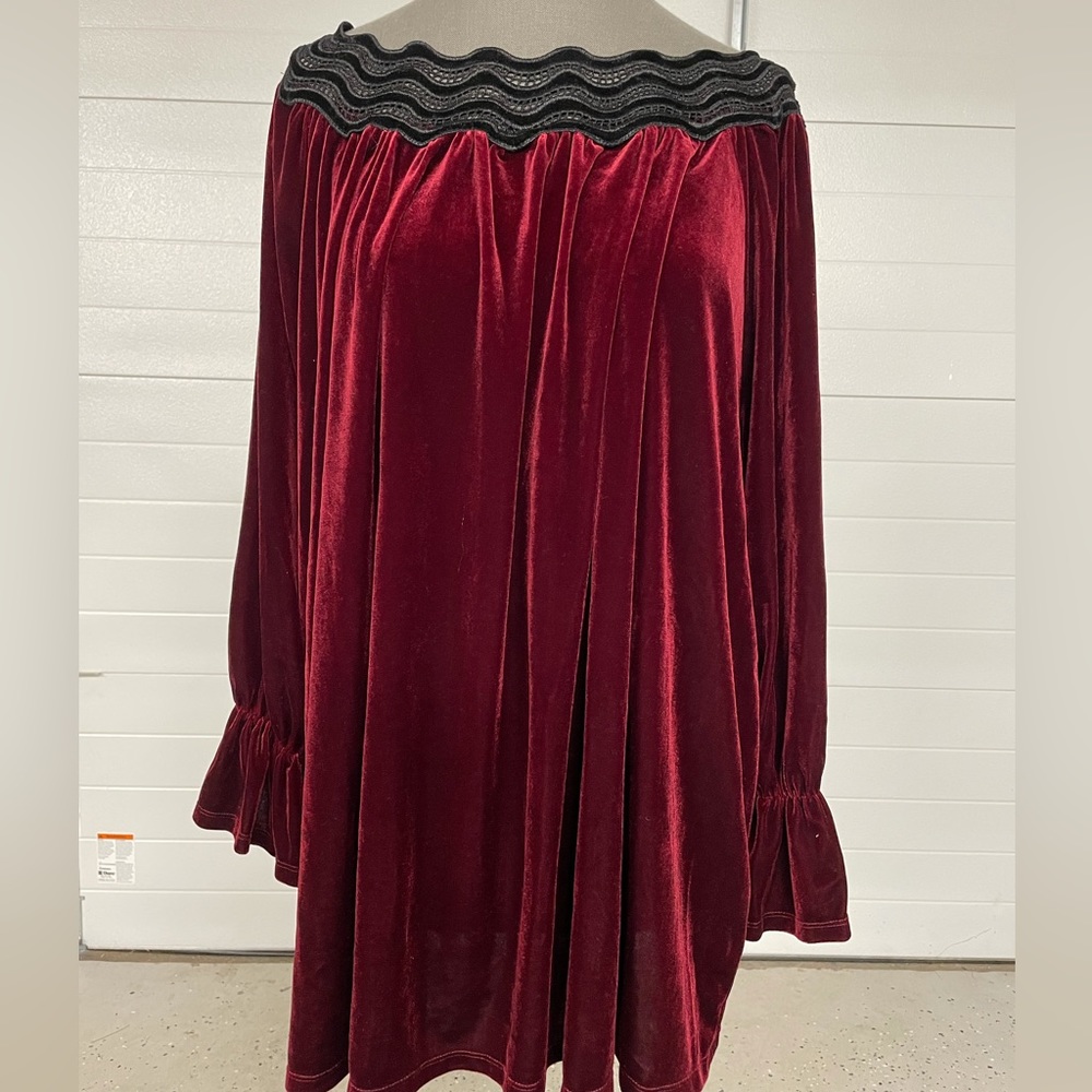 Red velvet Rafaella blouse with black detail.